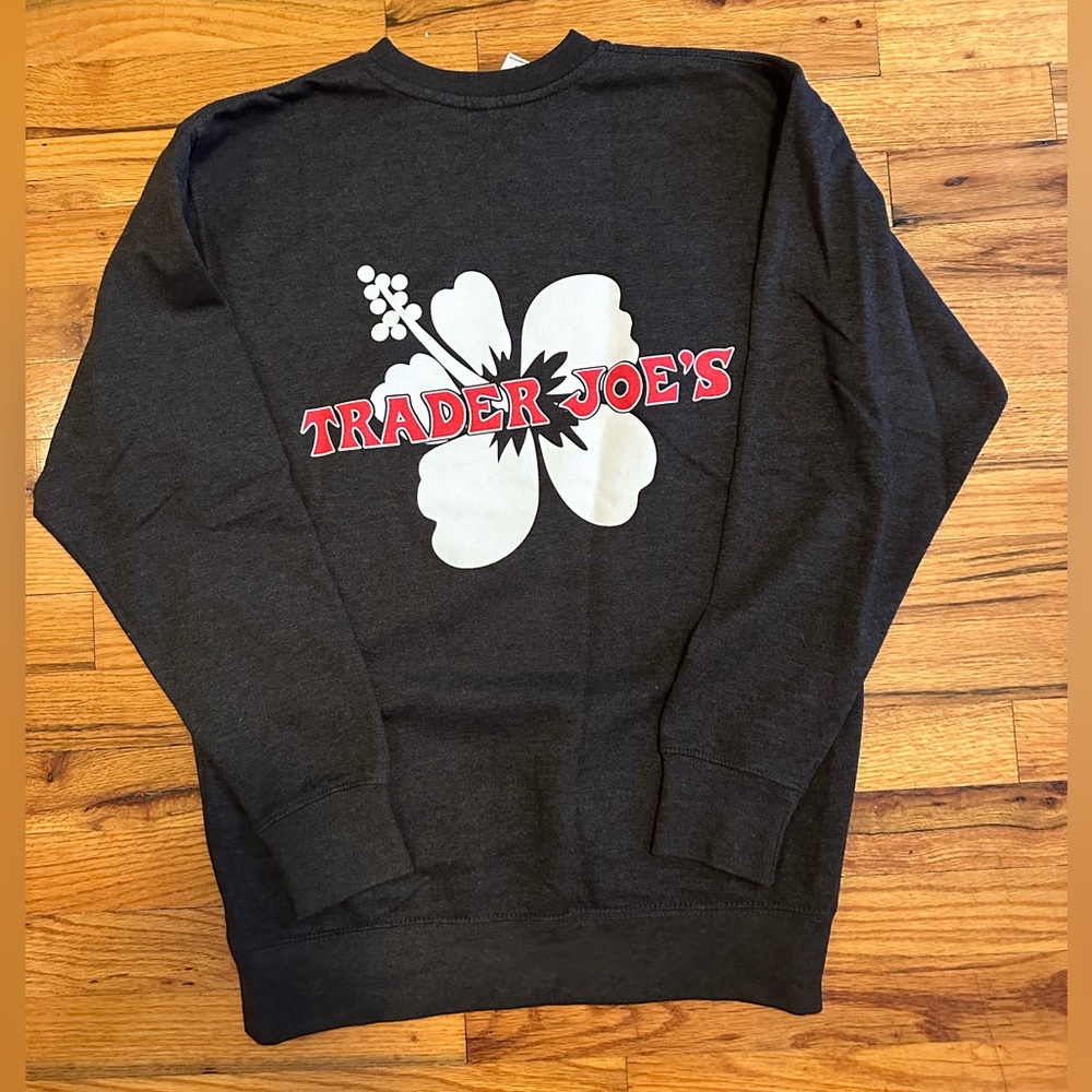 SMALL GREY CREWNECK FOR @smayeda21 <333